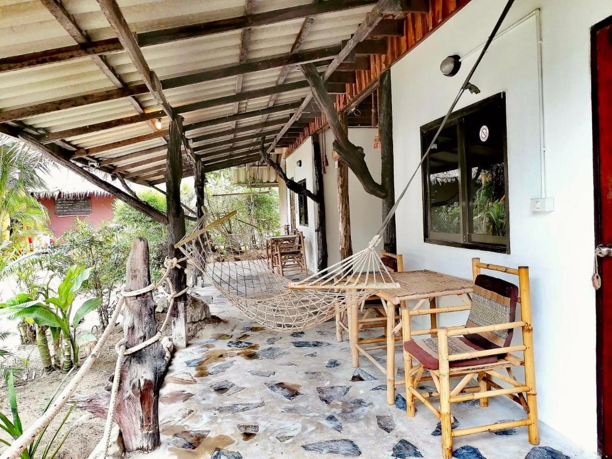 The Beach Cafe Koh Chang Bagian luar foto